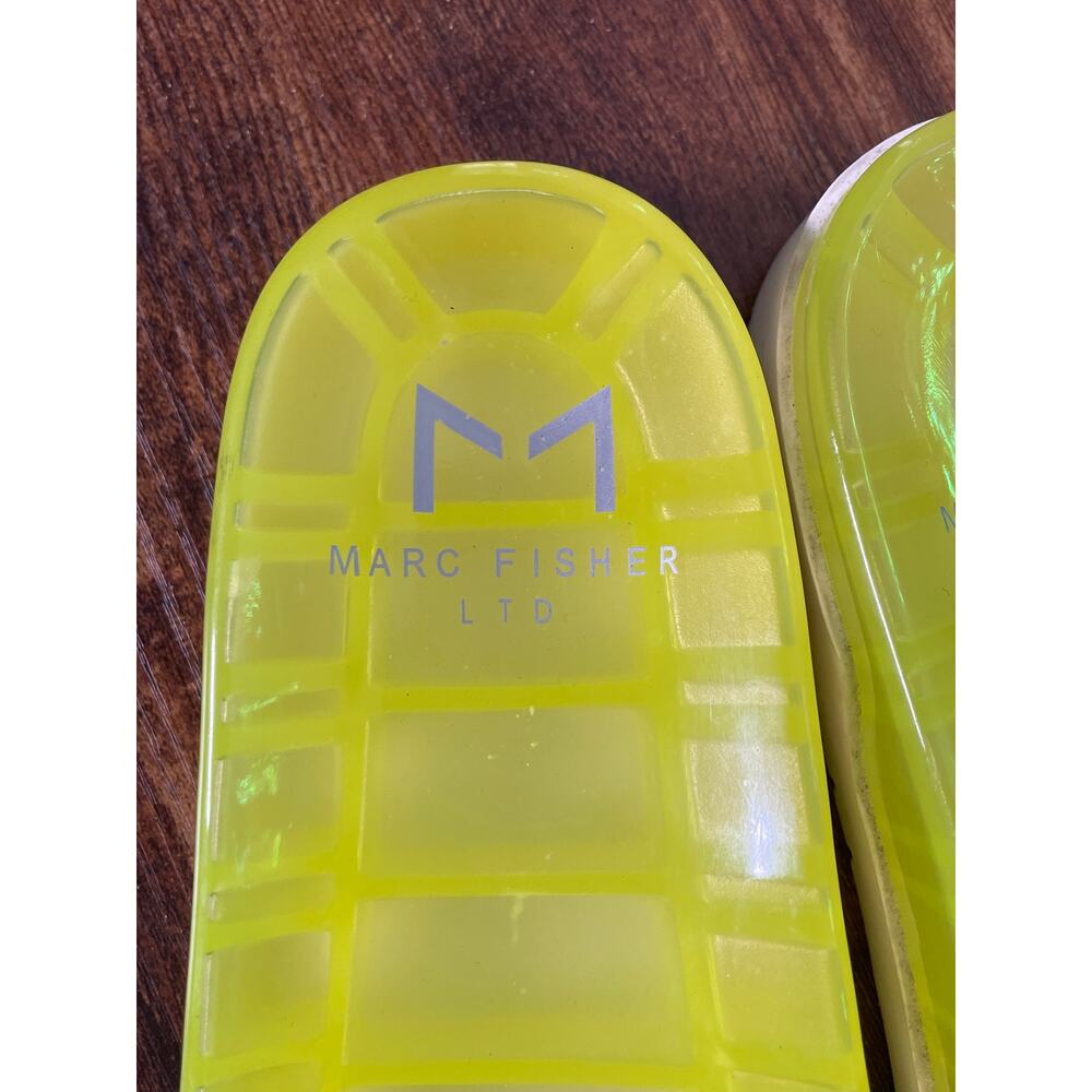 Marc Fisher Trent Jelly Sandals Womens 7.5 Neon Yellow Lime Studs Slide Platform - Picture 8 of 13